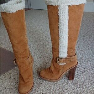 Michael Michael Kors Shearling light brown Boot size 6.5